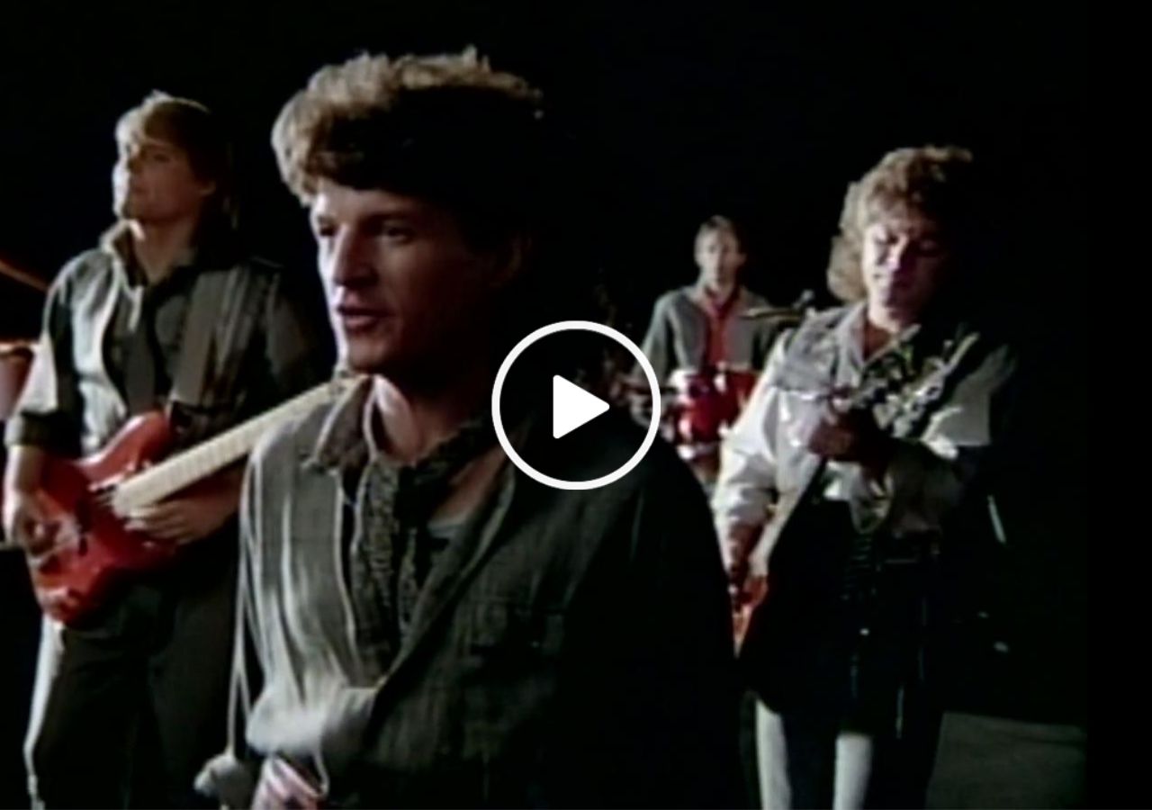 REO Speedwagon – Can’t Fight This Feeling