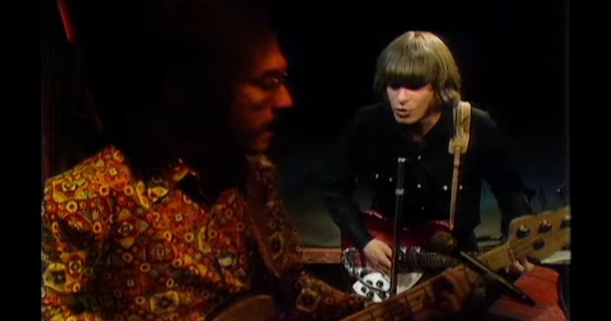 Creedence Clearwater Revival – Fortunate Son